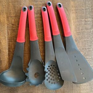 Joseph Joseph - set of 5 - Red and Black Kitchen Cooking Utensil Set